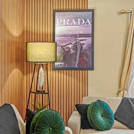 The Penthouse On Bristols Iconic Harbourside 布里斯托