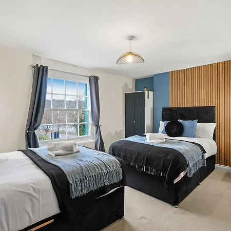 The Penthouse On Bristols Iconic Harbourside בריסטול