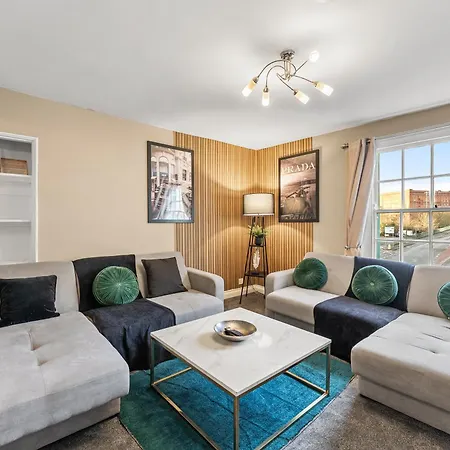 The Penthouse On Bristols Iconic Harbourside * 布里斯托
